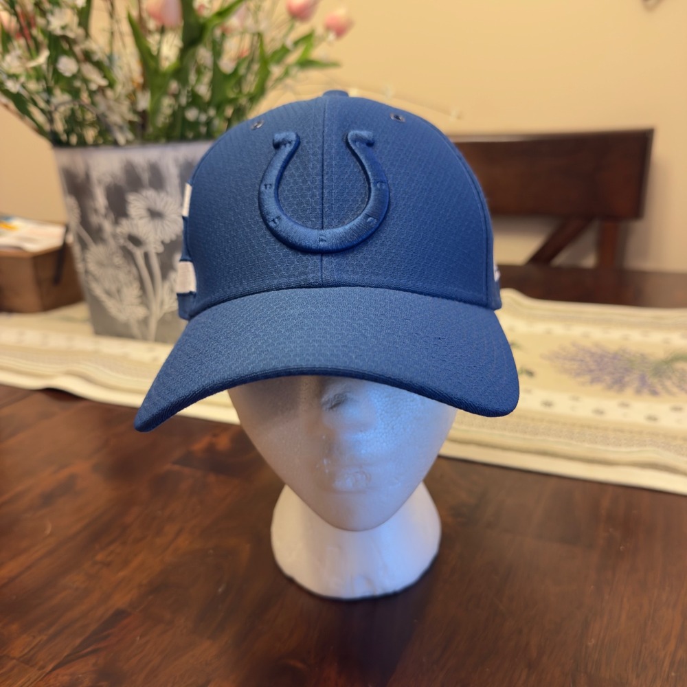 New Era 39THIRTY Indianapolis Colts Hat Mens Medium-Large Blue NFL Sideline Cap